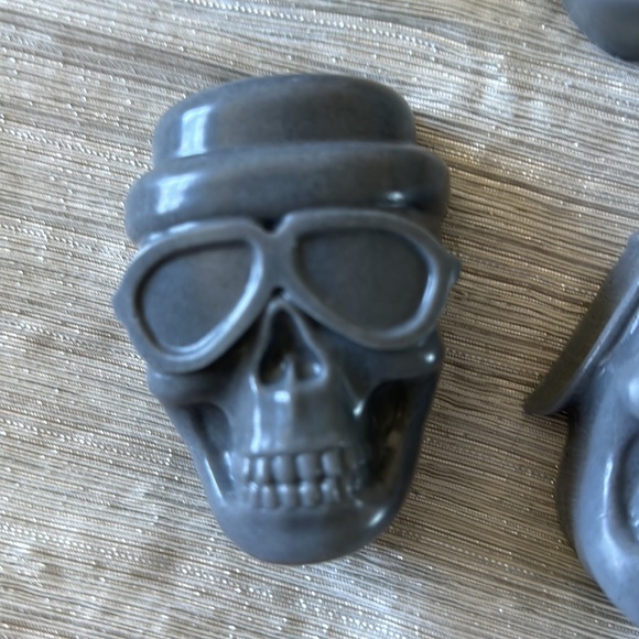 Hand Crafted Soap Charcoal Skulls - Halloween - Picture 5 of 11
